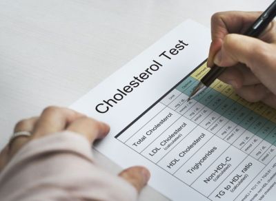 Chuyên gia: Các triệu chứng cholesterol cao cần theo dõi