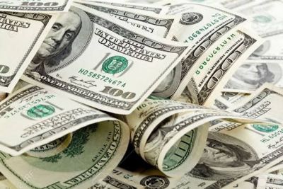 Gi&aacute; USD h&ocirc;m nay 13.8.2026: Tỷ gi&aacute; trung t&acirc;m tiếp tục tăng mạnh