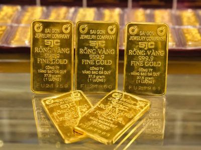 Gi&aacute; v&agrave;ng h&ocirc;m nay (5/8): Bất ngờ tăng trở lại