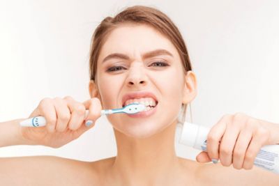 Tại sao nên đánh răng chỉ một lần mỗi ngày?