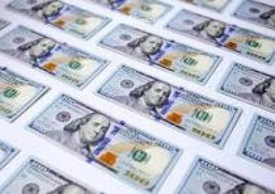 Gi&aacute; USD h&ocirc;m nay 12.12.2025: Ng&acirc;n h&agrave;ng giảm mạnh gi&aacute; mua, b&aacute;n ra cao kịch trần