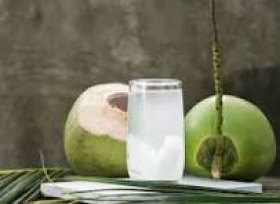 Ngày nào cũng uống nước dừa: Bác sĩ nói gì?