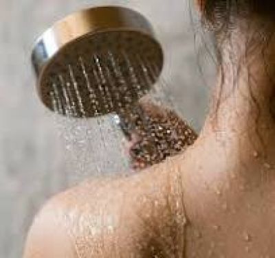 Bí mật đơn giản để ngủ ngon hơn: Tắm đúng giờ này!