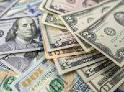 Giá USD hôm nay 6.10.2025: Lao dốc trong ngân hàng